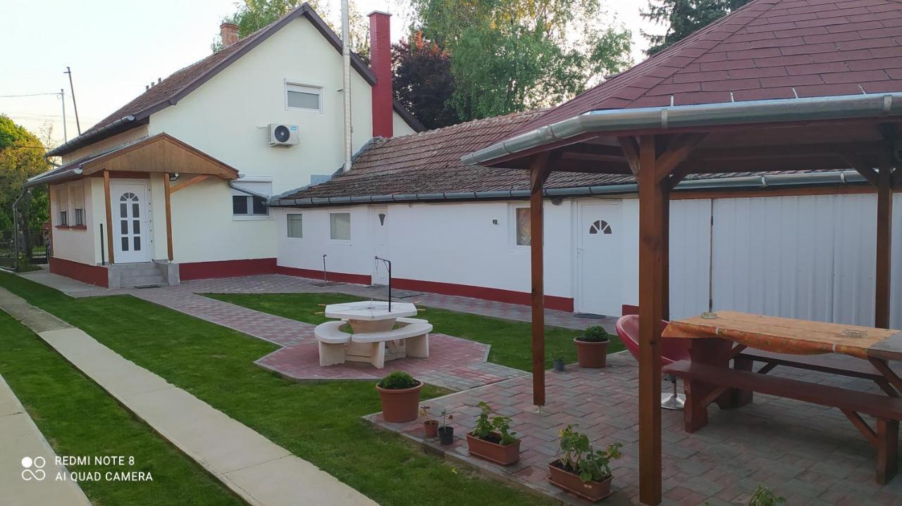 Abacsko Haz Villa Abadszalok Exterior photo